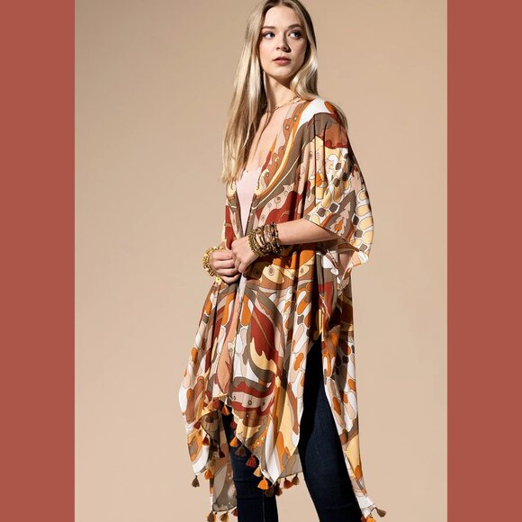 Maya Groovy Elegance Kimono - Picture 4 of 7